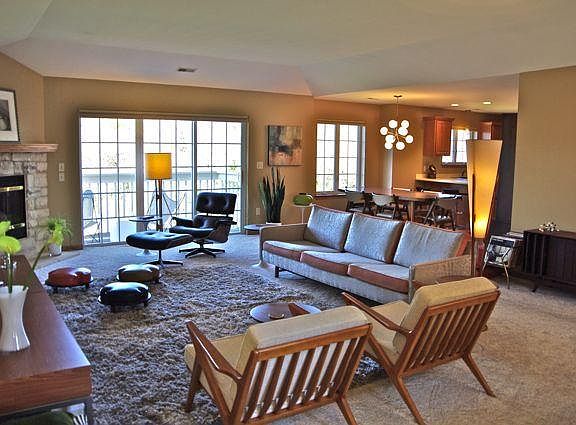 3rd image of 512 Arbor Oaks Ln