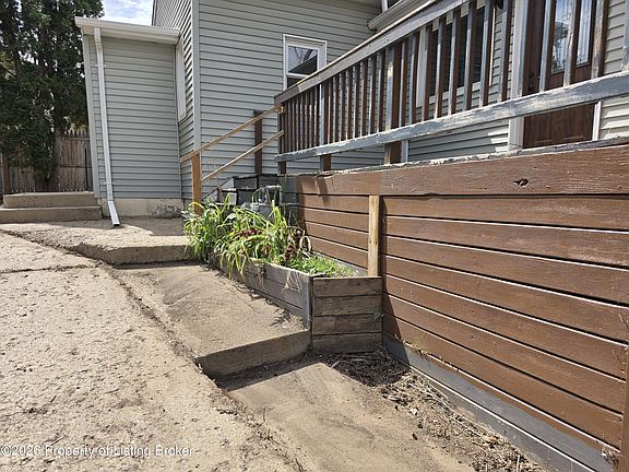 3rd image of 738 1st St E