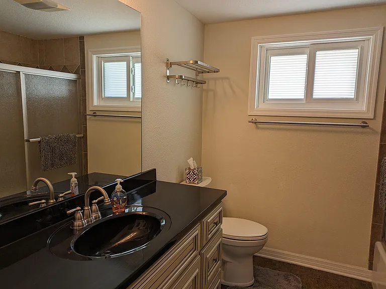 554 S McCall Rd #A1 — Photo 12