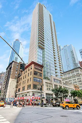 Rented by Realmart Realty LLC | media 21
