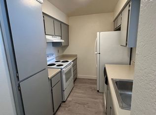 818 E Tabor Ave #4, Fairfield, CA 94533