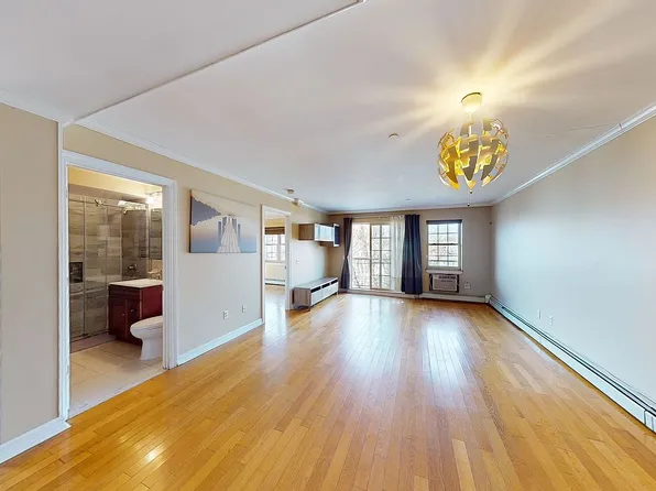 90-20 55th Ave #4A, Elmhurst, NY 11373