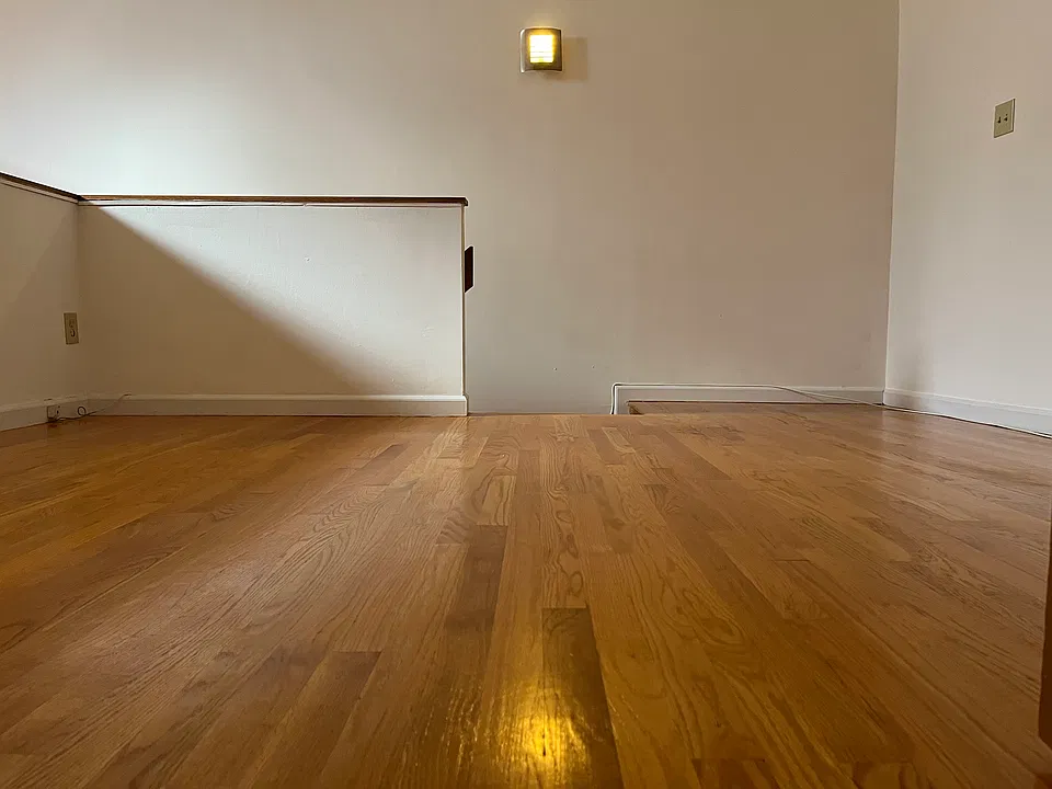 Loft bedroom (Continued)