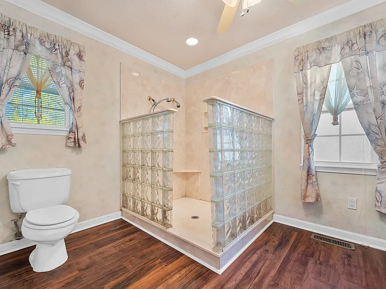 115 Springbrook Point — Photo 20