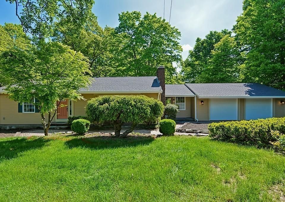 134 W Bacon St, Plainville, MA 02762 Zillow