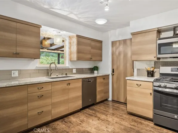 5500 Valentina Ave, Atascadero, CA 93422