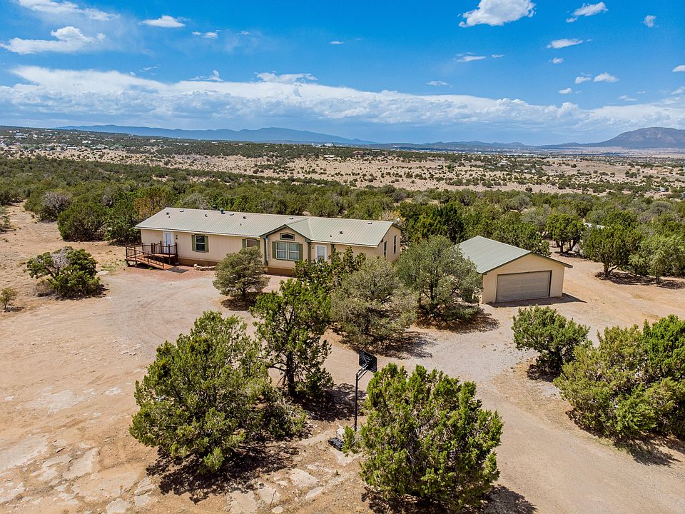 1st image of 18 Barbara Ln