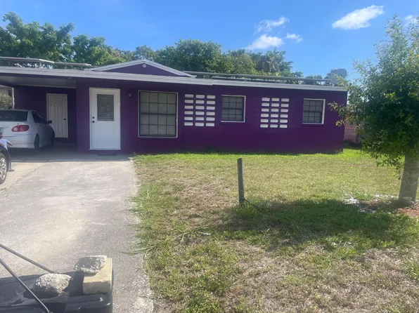 2804 Avenue J, Fort Pierce, FL 34947