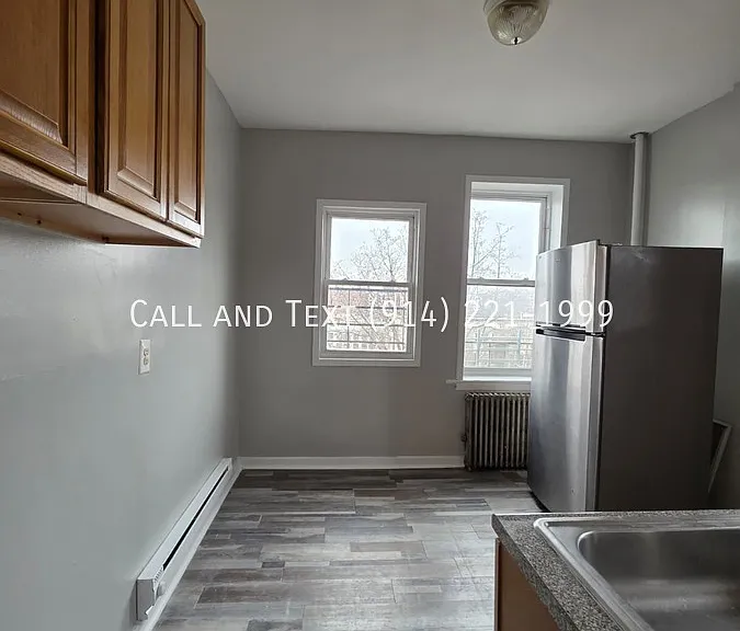 41 Linden St #4N — Photo 8