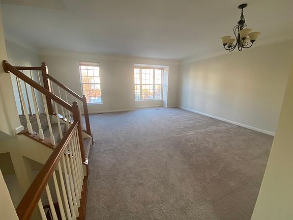 Living/dining room (second level)
