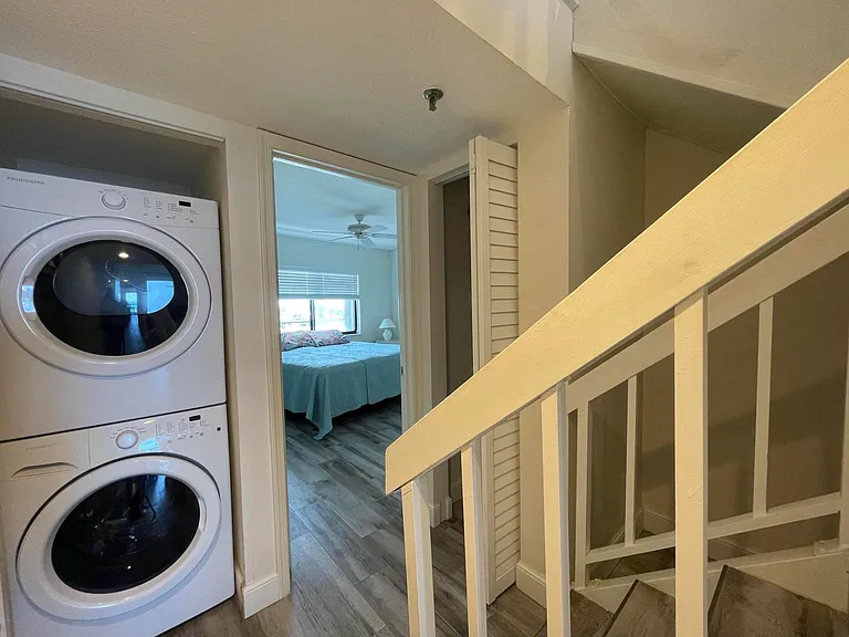 355 S Ocean Dr #807 — Photo 17