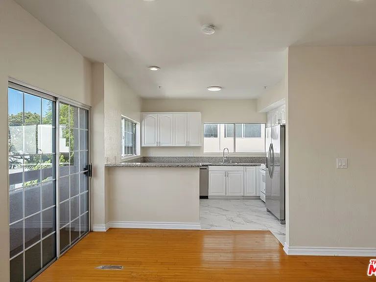 923 Euclid St #201 — Photo 6