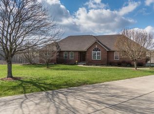 195 Choctaw Dr, Dry Ridge, KY 41035