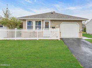 567 Jamaica Blvd, Toms River, NJ 08757