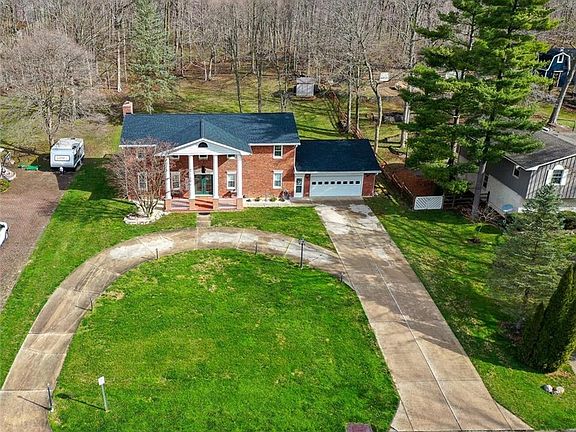 3rd image of 2838 Stauffer Dr