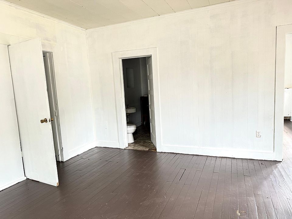 2nd image of 1827 Monroe St #A
