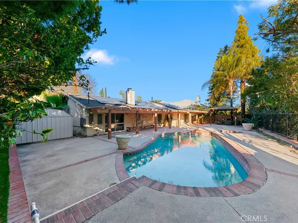 22046 Parthenia St, Canoga Park, CA 91304