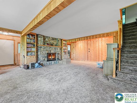 5th image of 3612 River Rd