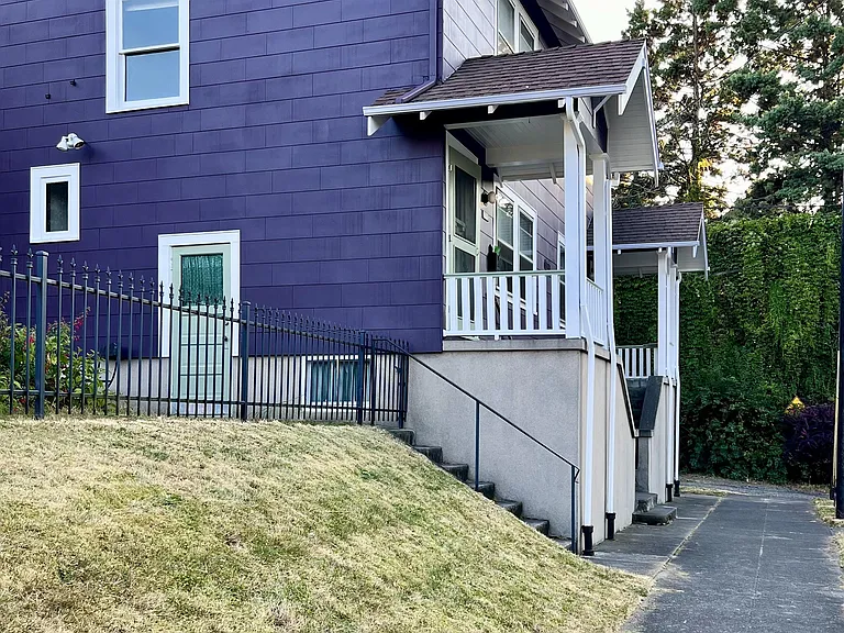 1112 N Beech St — Photo 33