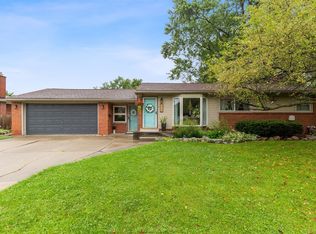 23721 Linne St, Clinton Township, MI 48035