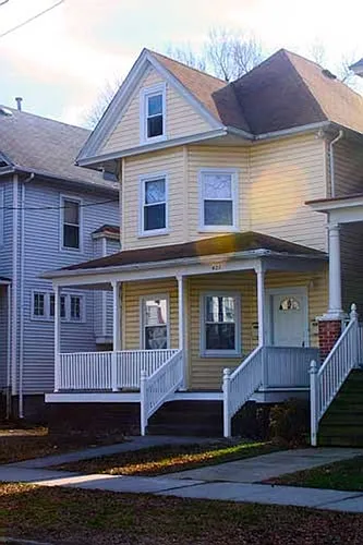 427 W 30th St #A & B Photo 1