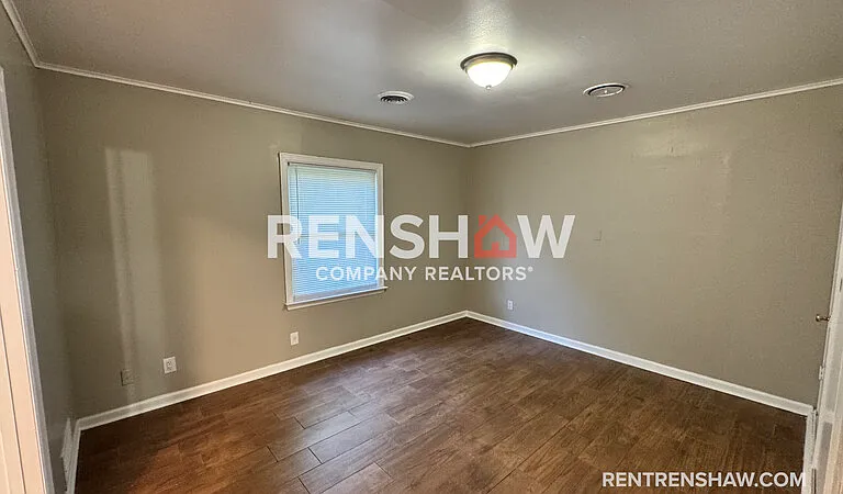 1330 Victor Dr — Photo 11