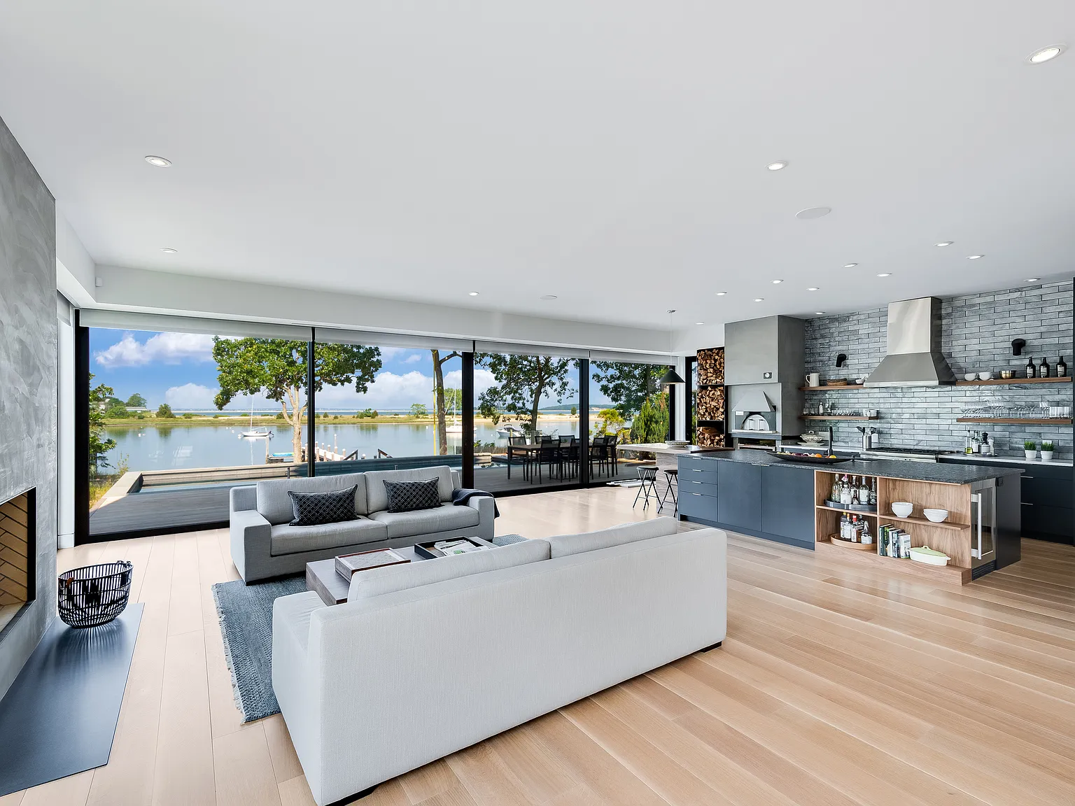 Modern Waterfront w/ Dock, Pool, Breathtaking Sunsets — Photo 4