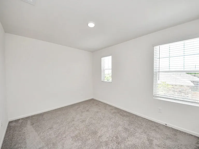 10303 Rose Mar Dr #B — Photo 32
