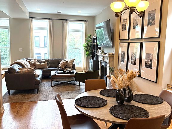 3rd image of 1218 N Damen Ave #2