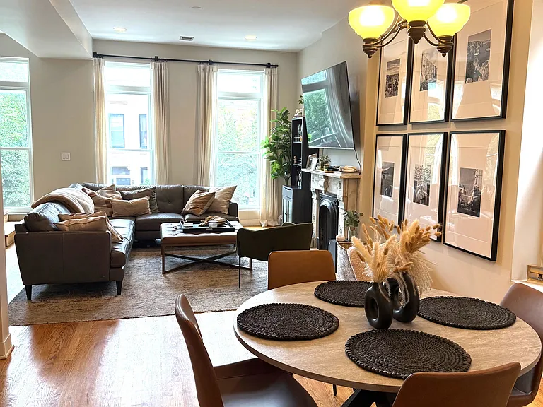 1218 N Damen Ave #2 — Photo 3