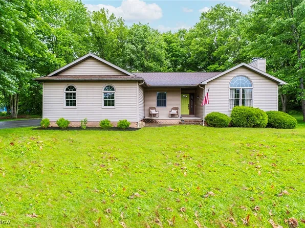 51406 Corner Stone Dr, Petersburg, OH 44454