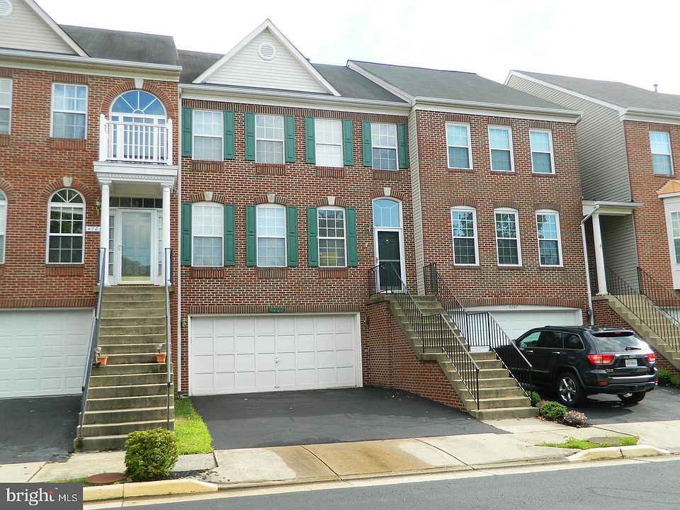 1st image of 4705 Great Heron Cir