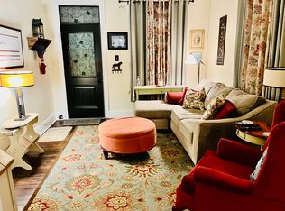 29 W Granada Ave, Hershey, PA 17033