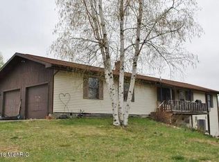 6700 230th Ave, Reed City, MI 49677