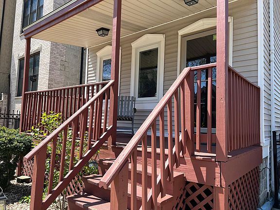 2nd image of 1140 N Mozart St
