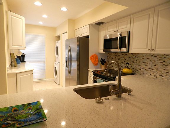 Home For Sale In Pga National