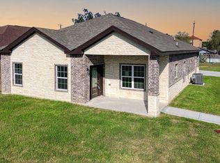 950 S Texas Ave, Mercedes, TX 78570