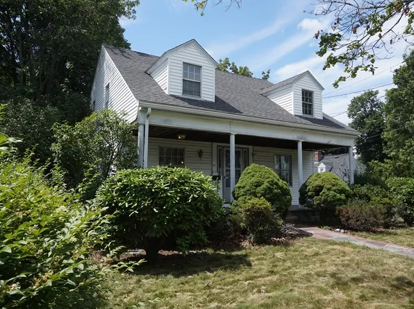 28 Whitney St, Watertown, MA 02472