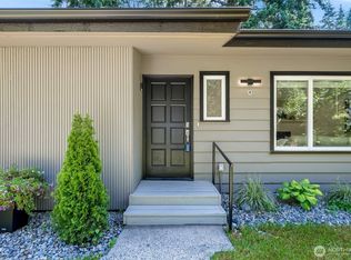 19010 12th Ave NE, Seattle, WA
