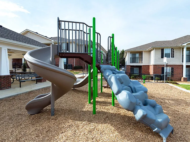 Dawnville Meadows Apartments — Photo 19