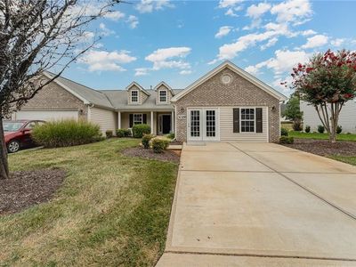 3029 Desmond Woods Dr, Greensboro, NC, 27405