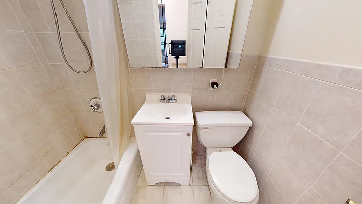 Rented by Oxford Property Group | media 8