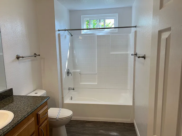Twin Pines Apartments — Photo 47