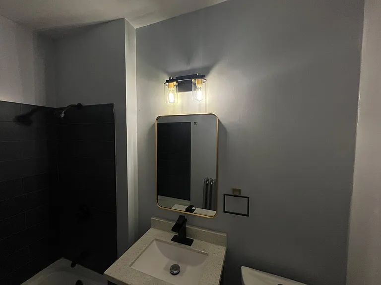 180 Oak Grove Ave — Photo 13