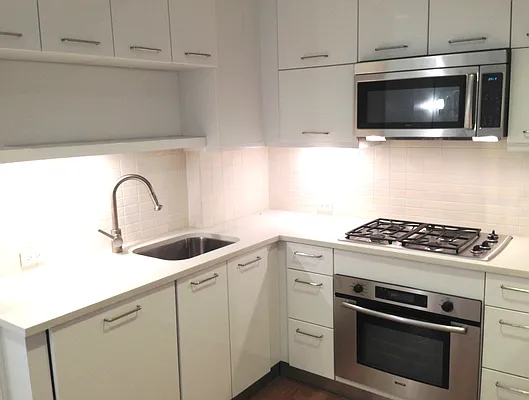 Sold by Nest Seekers International | media 15