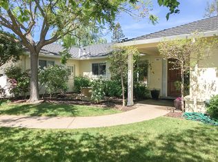 441 La Prenda Rd, Los Altos, CA 94024