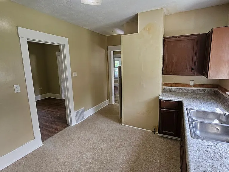 344 Fuller St — Photo 15