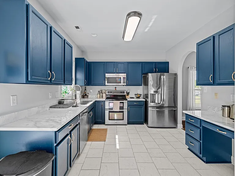 210 Dartmoor Trl — Photo 14