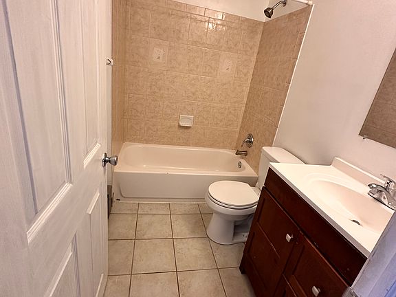 5th image of 2600 S Jessup St Floor 2