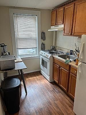 3rd image of 22-28 43rd St #2
